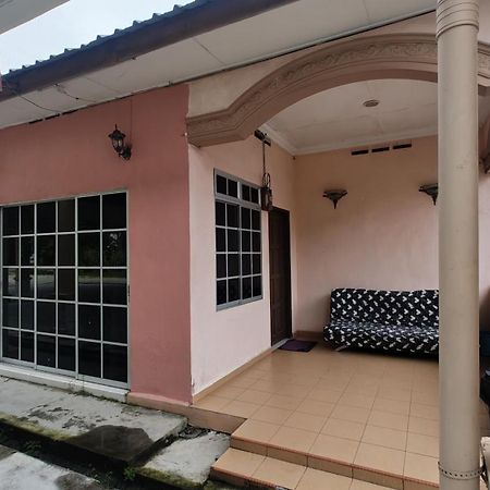 Sri Peserai Homestay Batu Pahat Dış mekan fotoğraf